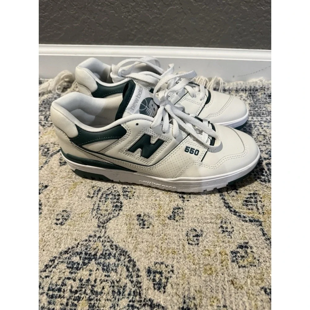 New Balance 550 Sea Salt Pine Sneakers Size 9.5 Brand New